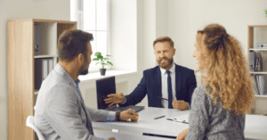 asuntolainan siirtyminen pankin valisessa tapaamisessa