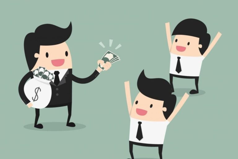 MMaksetaanko palvelusvuosilisä joka vuosi vai vain tietyissä tilanteissa 12 etsi kuva jossa tyontekija saa palkkaa