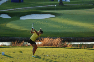 golfari lyomassa taydellista hole in one lyontia