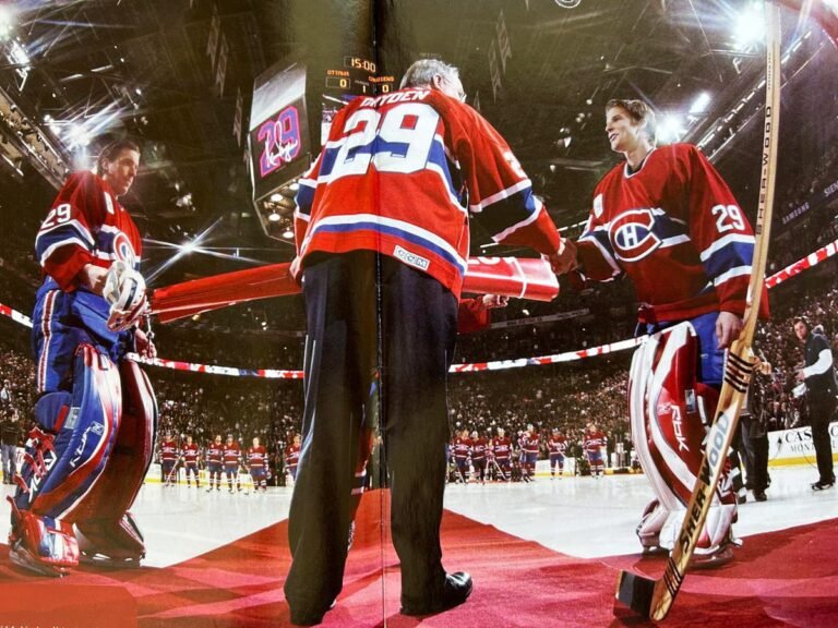 Miten paljon mestis pelaajan palkka vaihtelee kaudesta toiseen 2 kuva mestiksesta pelaavasta jaakiekkoilijasta toimiessaan