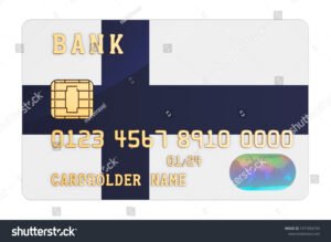 luottokortit rivissa suomen lipun taustalla