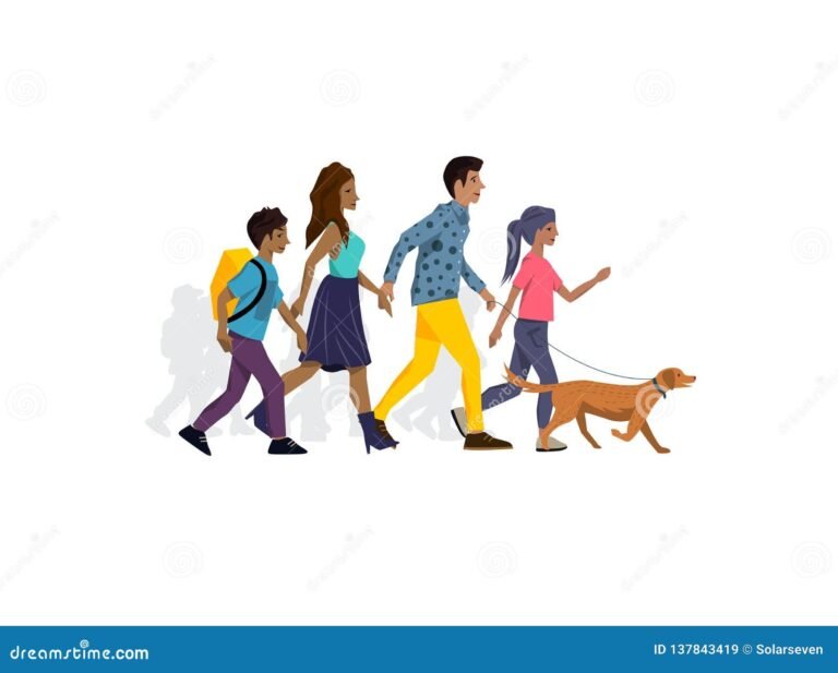 perheen jasenet kavelevat yhdessa puistossa