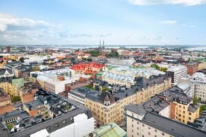 suomalainen koti ja avara kaupunkimaisema