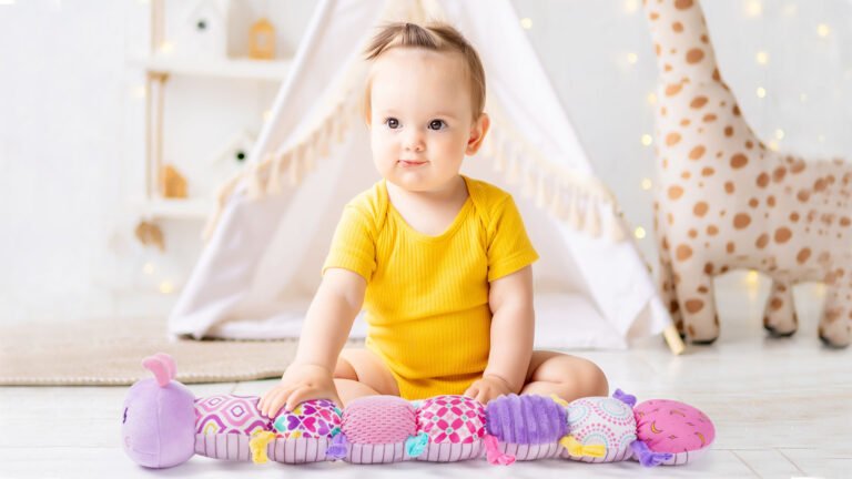 Mitä Lahjaksi Vauvalle: Mitkä Lahjat Ovat Sopivia 5 Mitä Lahjaksi Vauvalle: Mitkä Lahjat Ovat Sopivia